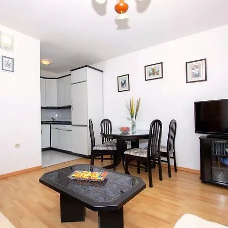 Apartament Angie *